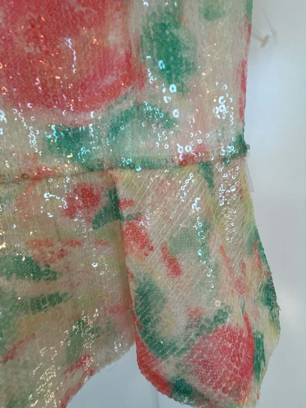 alice + olivia Rosie Abstract Garden Sequined Peplum Top - Picture 4 of 9